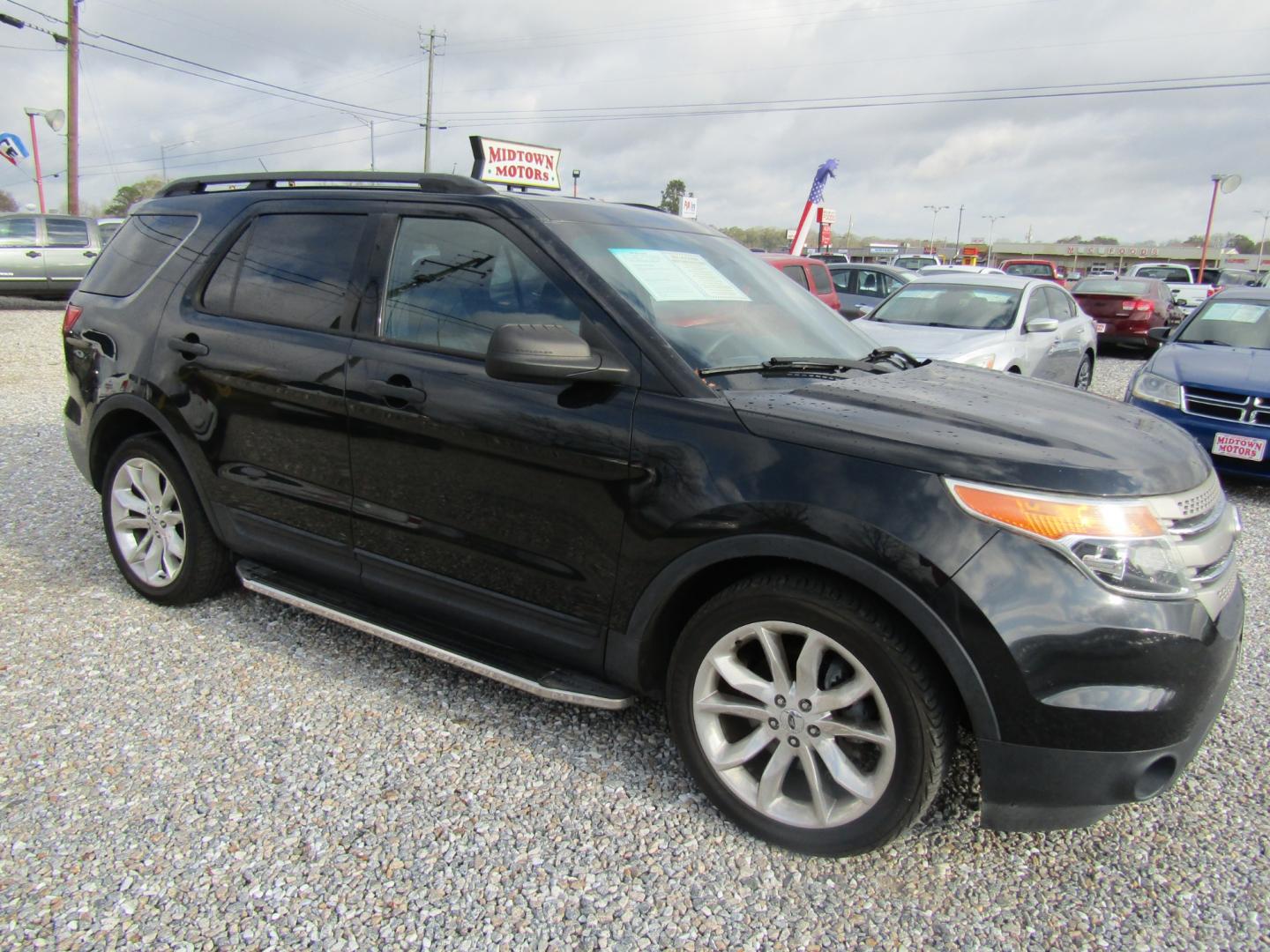 2013 Black /Black Ford Explorer Base FWD (1FM5K7B82DG) with an 3.5L V6 DOHC 24V engine, Automatic transmission, located at 15016 S Hwy 231, Midland City, AL, 36350, (334) 983-3001, 31.306210, -85.495277 - Photo#0